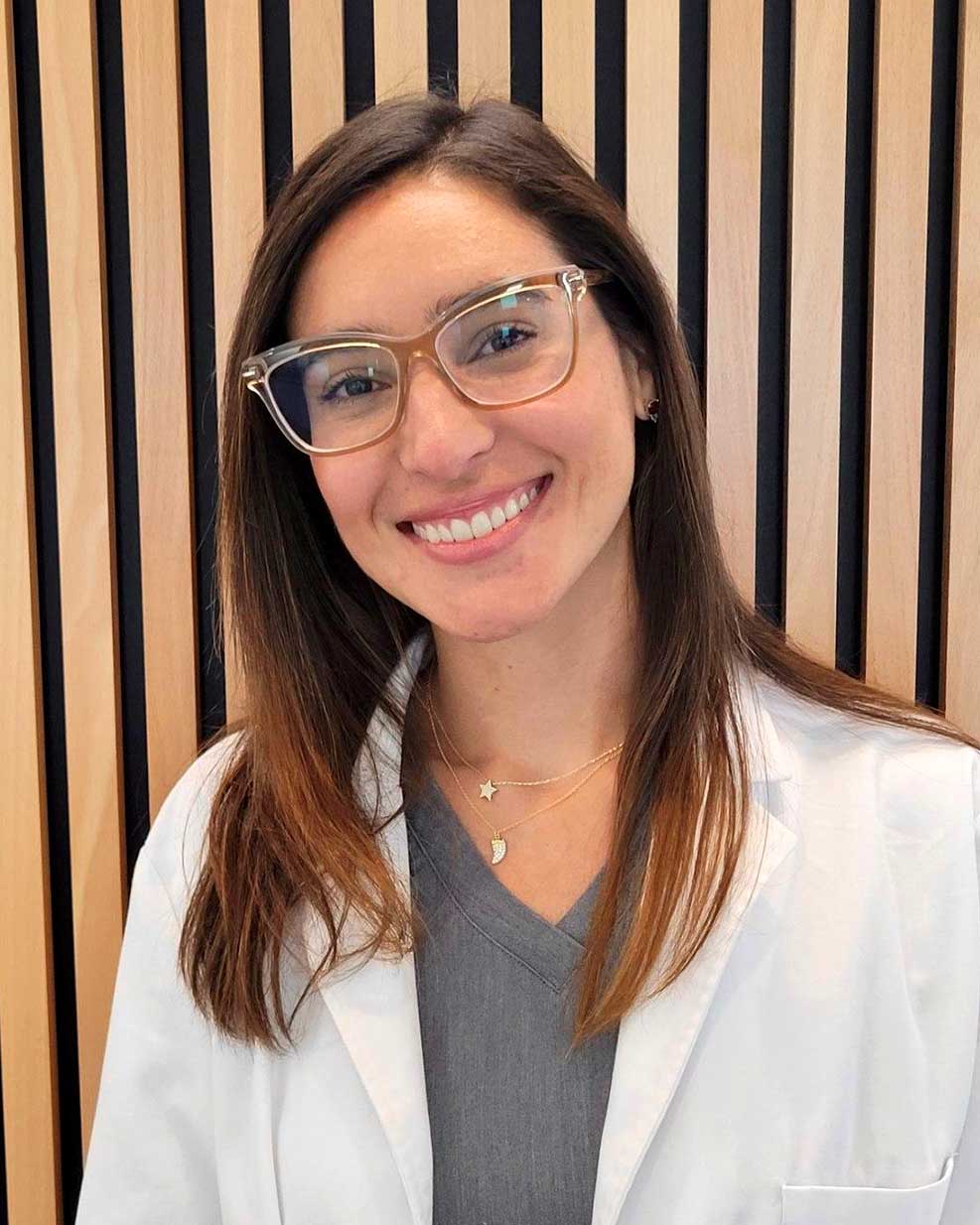 Contemporary Endodontics | Houston Endodontist | Dr. Gabriela Delgado