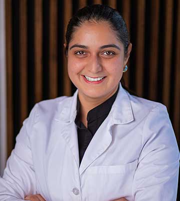 Contemporary Endodontics | Houston Endodontist | Dr. Akshita Mann